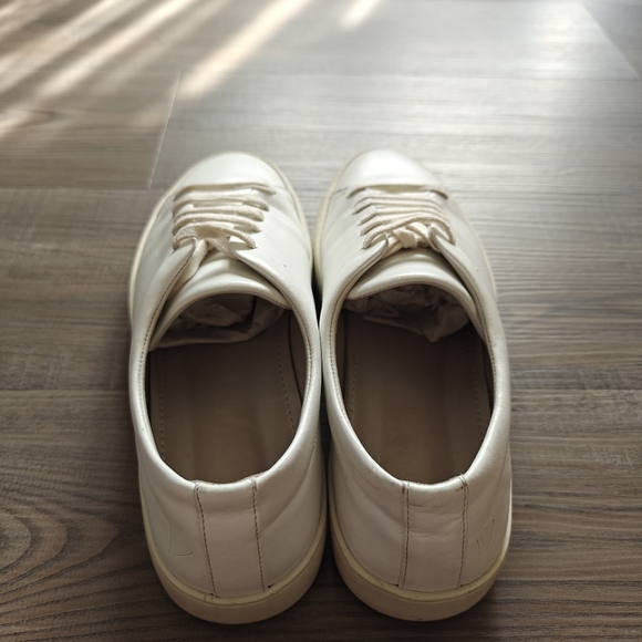 Jak Royal White - Picture 3 of 4